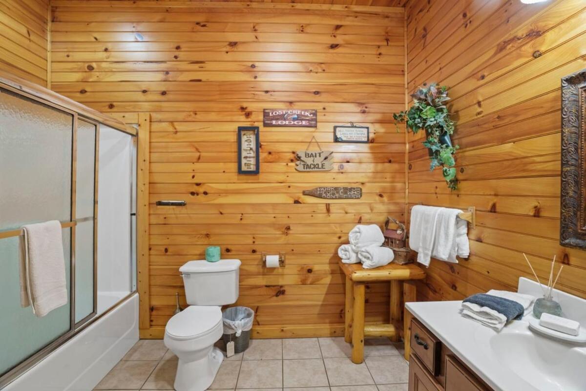Stunning Mountain Cabin W Hot Tub Gatlinburg Ngoại thất bức ảnh