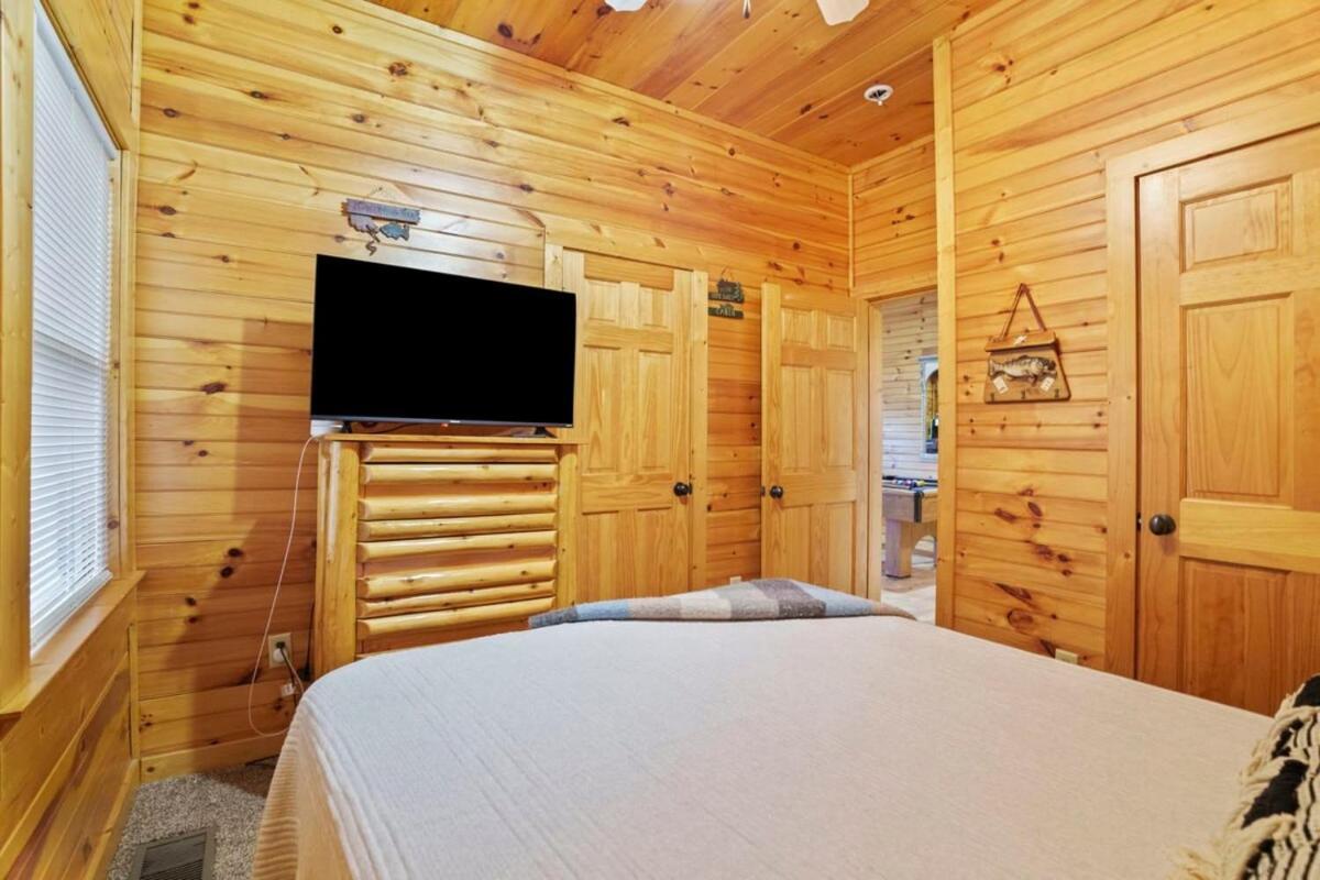 Stunning Mountain Cabin W Hot Tub Gatlinburg Ngoại thất bức ảnh