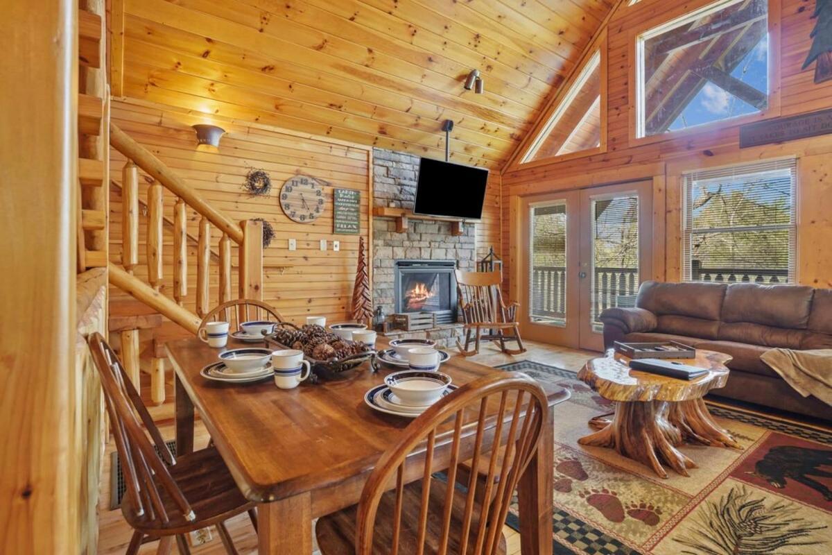 Stunning Mountain Cabin W Hot Tub Gatlinburg Ngoại thất bức ảnh