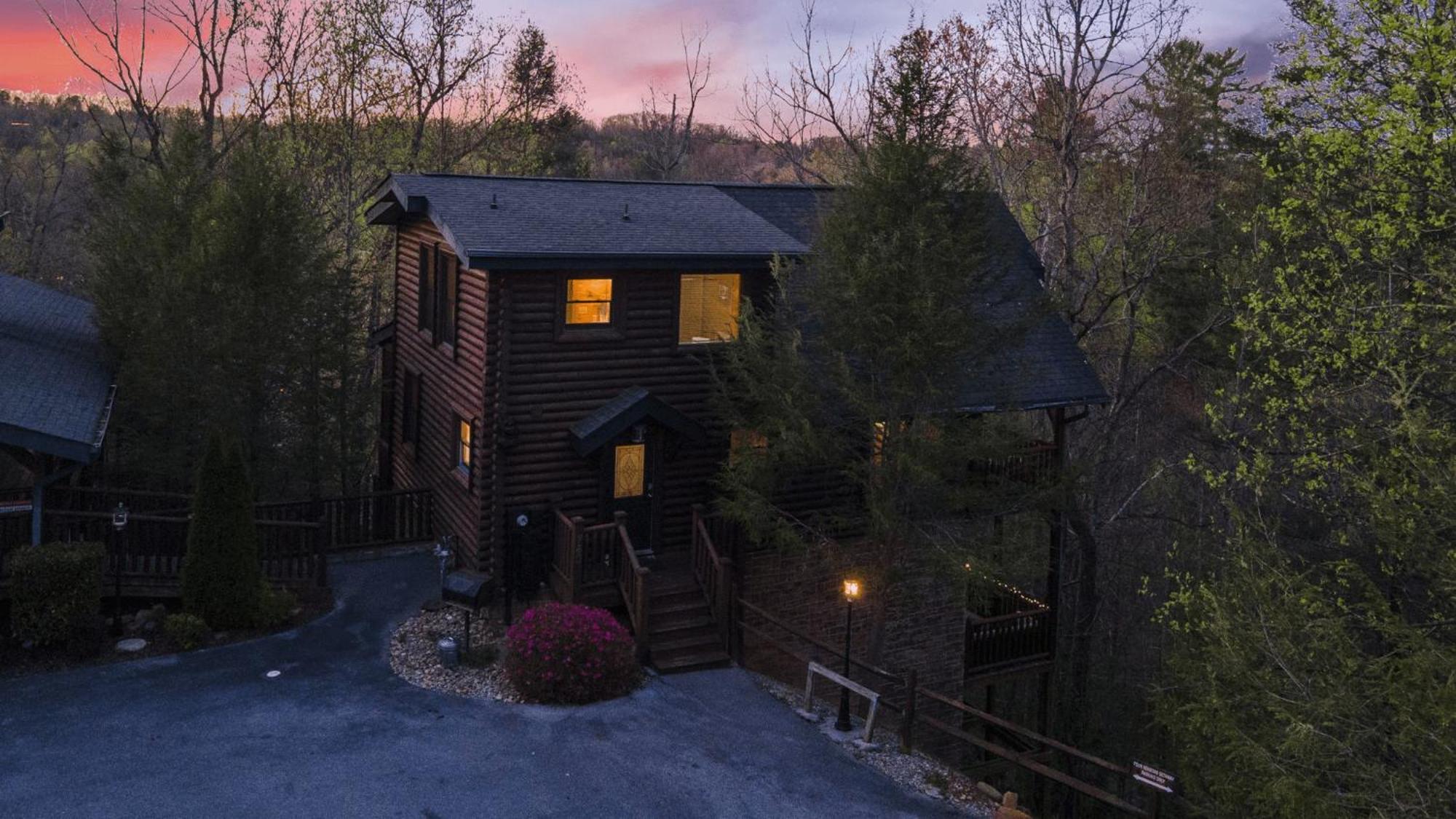 Stunning Mountain Cabin W Hot Tub Gatlinburg Ngoại thất bức ảnh